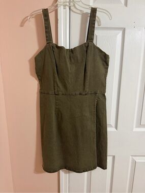 Copper Key Olive Mini Dress with Square Neck
